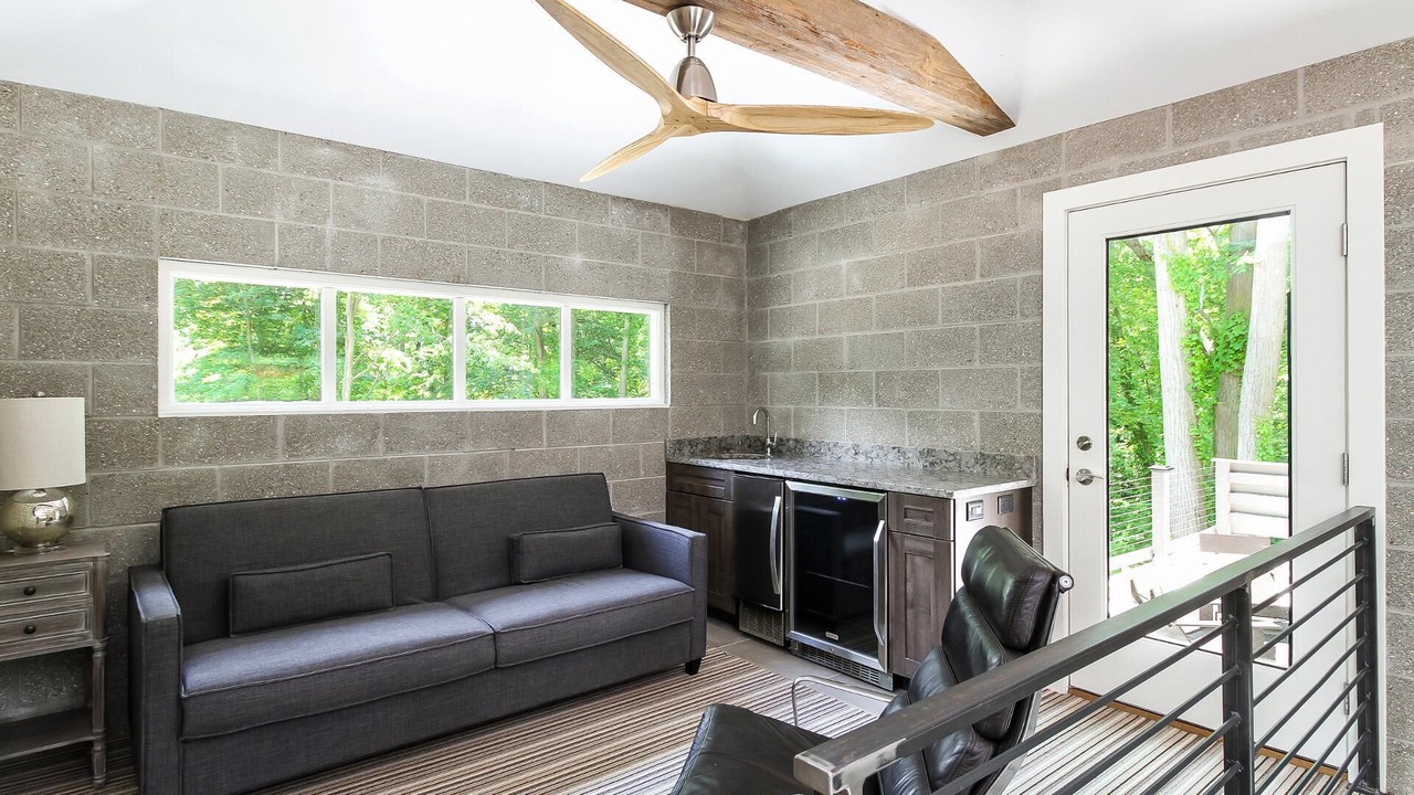 Photo of Livingroom in Saugatuck