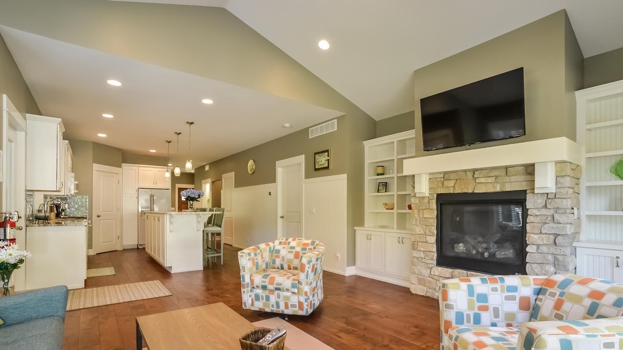 Photo of Livingroom in Saugatuck