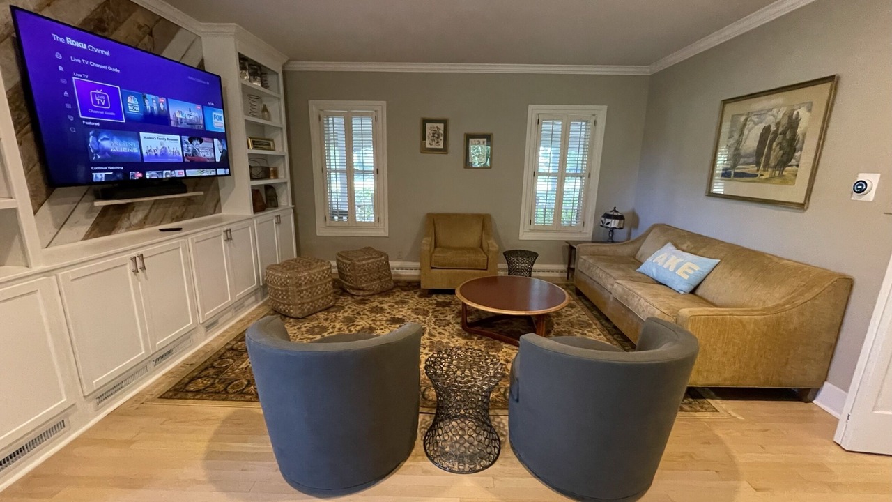Photo of Livingroom in Three Oaks