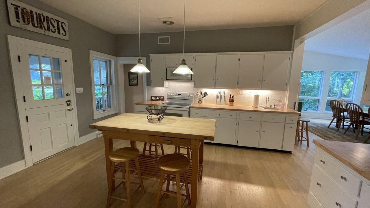 Photo of Kitchen in Three Oaks