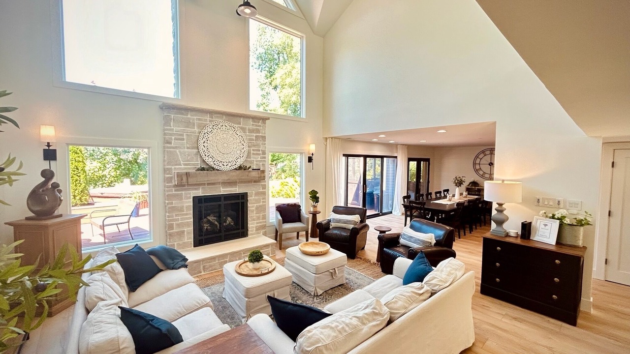 Photo of Livingroom in Gregory
