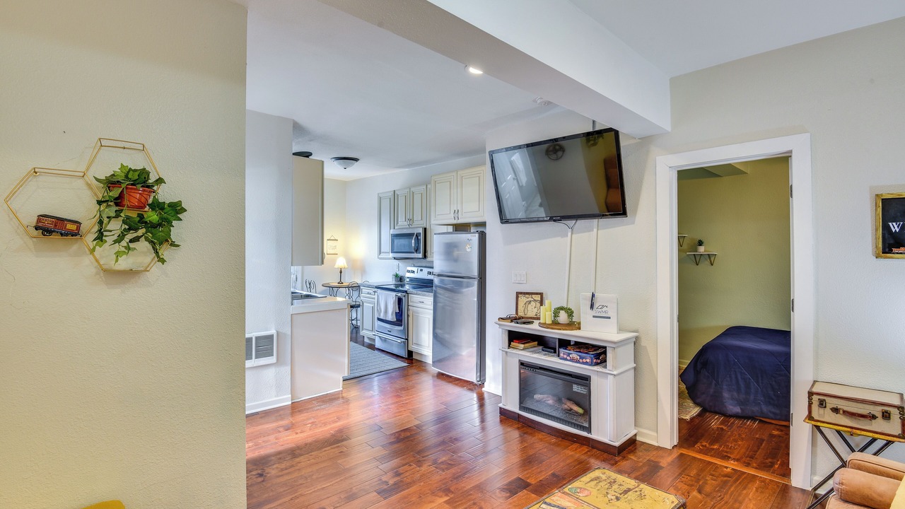 Photo of Livingroom in Sawyer