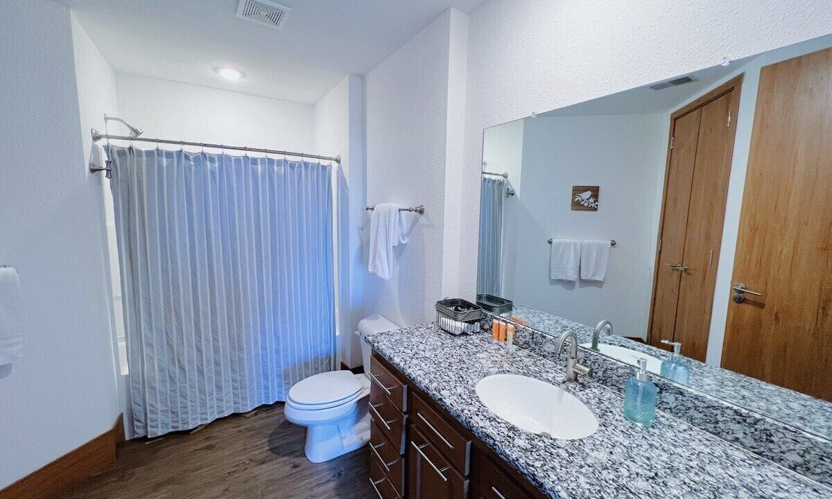 Photo of Bathroom in Grandville