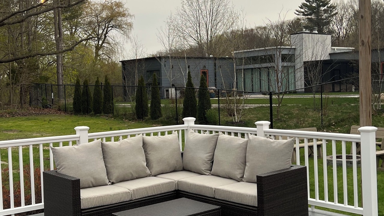 Photo of Patio Balcony in Saugatuck