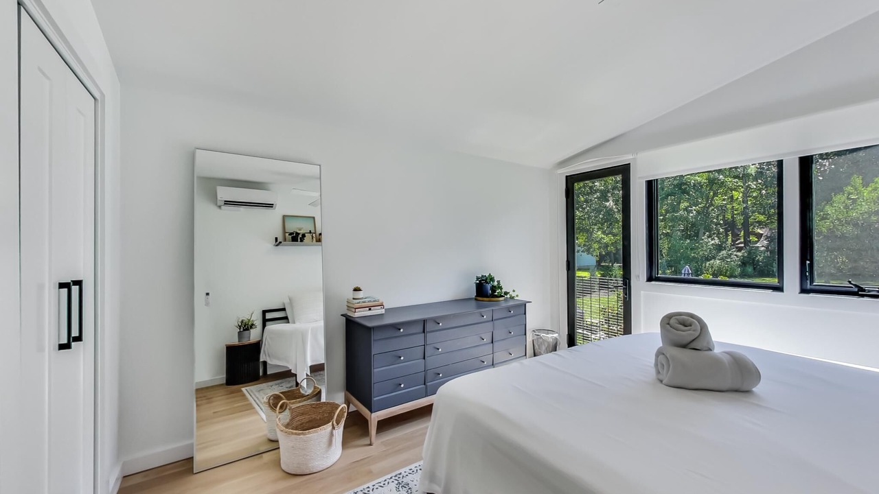 Photo of Bedroom in Union Pier