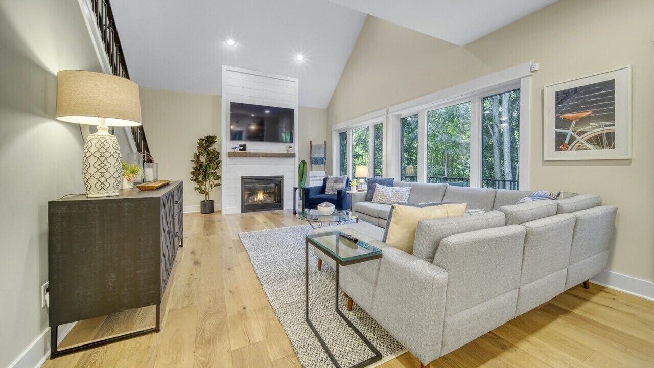 Photo of Livingroom in Saugatuck
