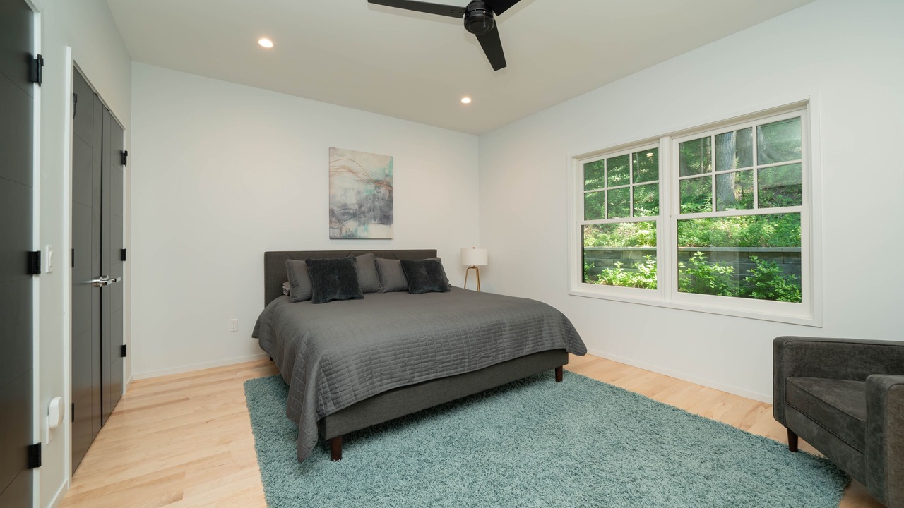 Photo of Bedroom in Saugatuck