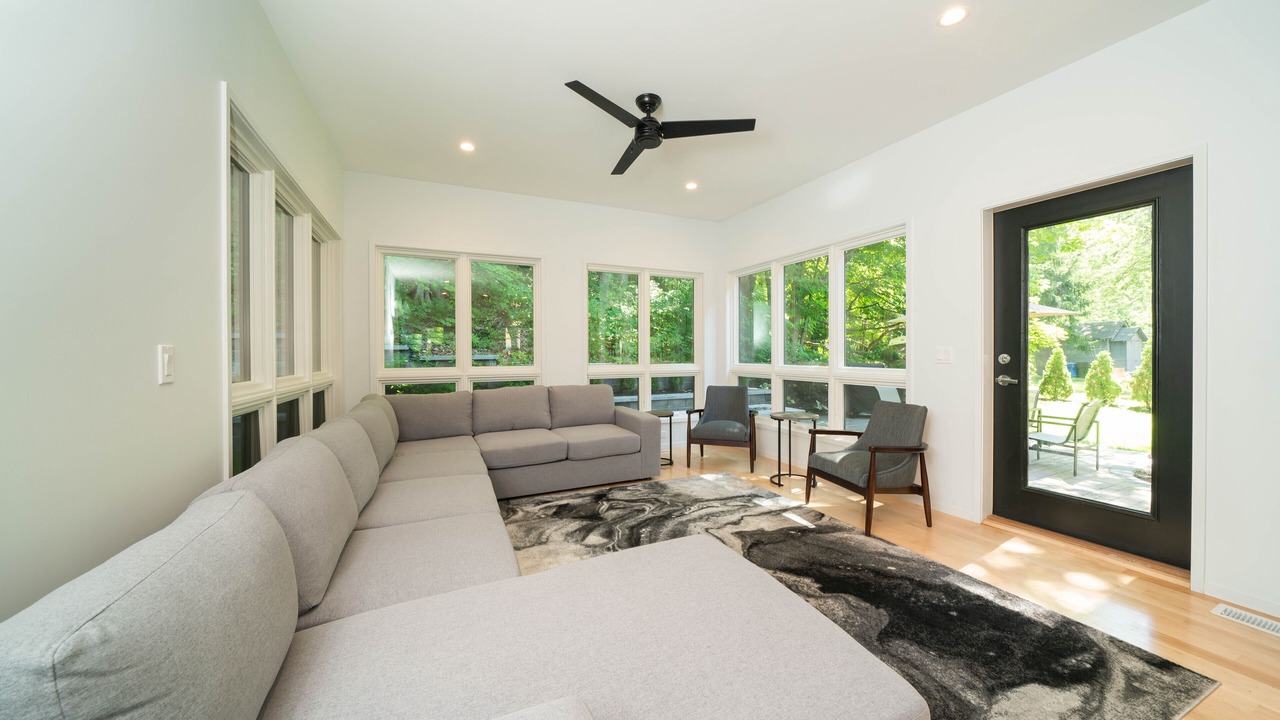 Photo of Livingroom in Saugatuck