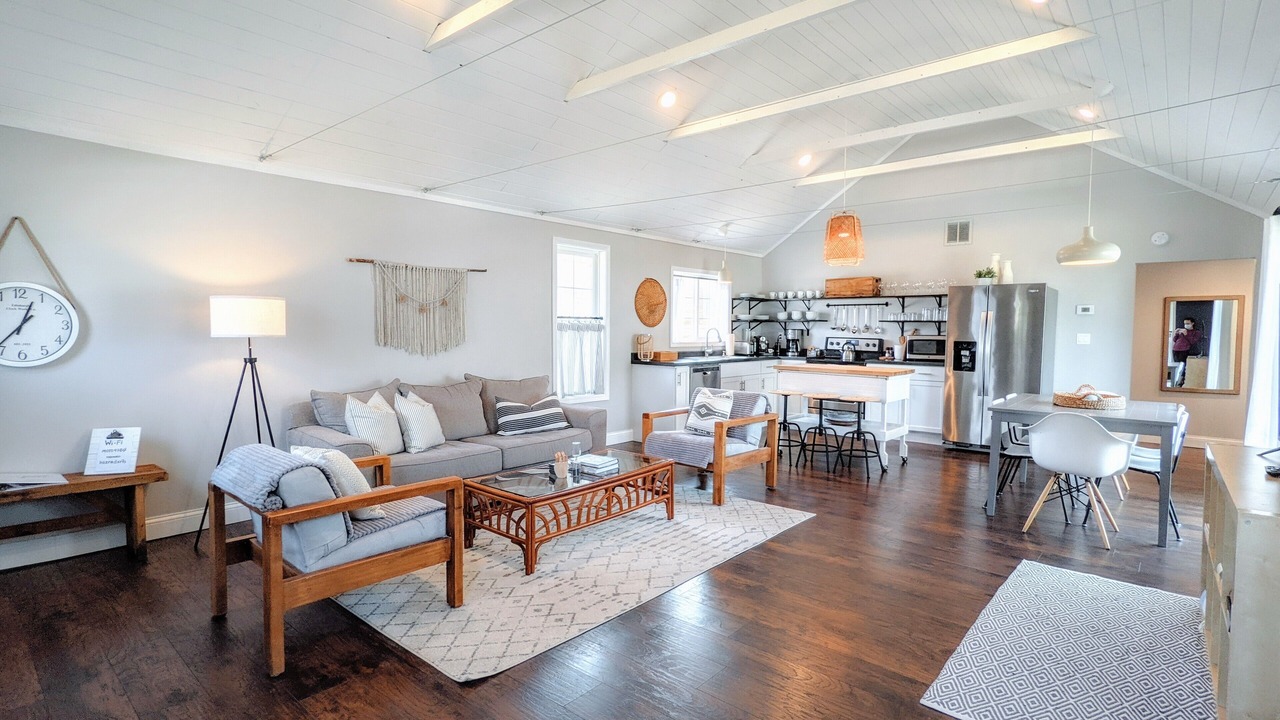 Photo of Livingroom in Three Oaks