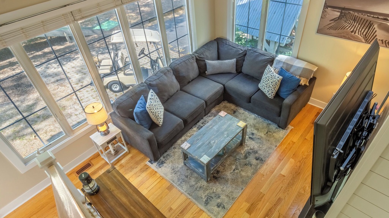 Photo of Livingroom in Michigan City