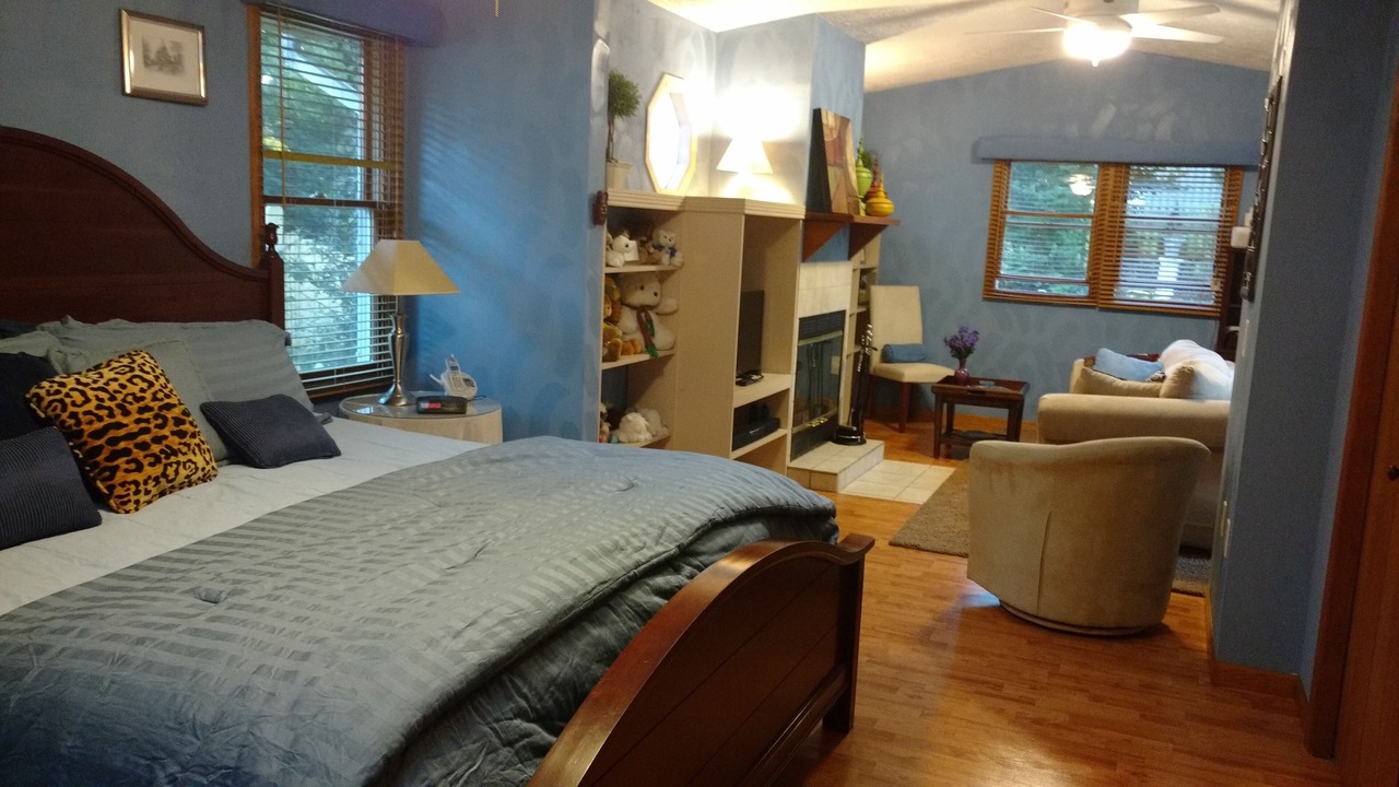 Photo of Bedroom in Saugatuck