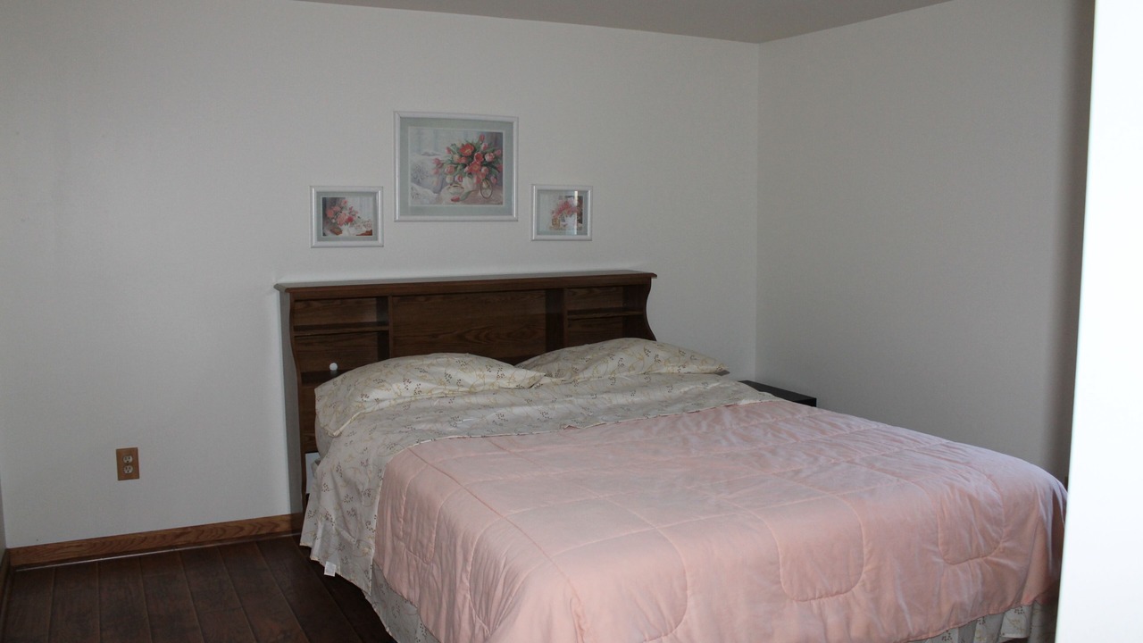 Photo of Bedroom in Cloverdale