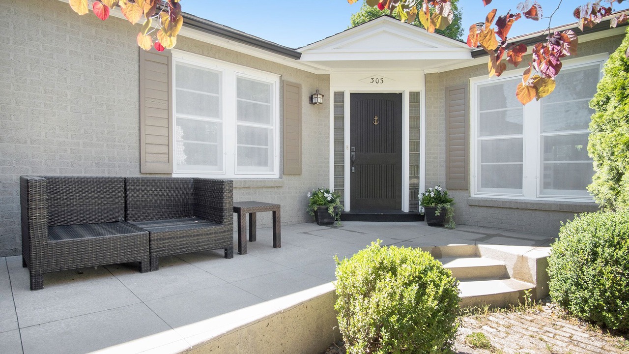 Photo of Patio Balcony in Spring Lake