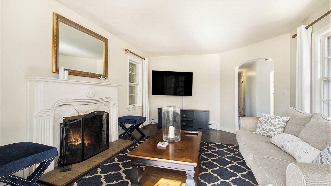 Photo of Livingroom in Spring Lake