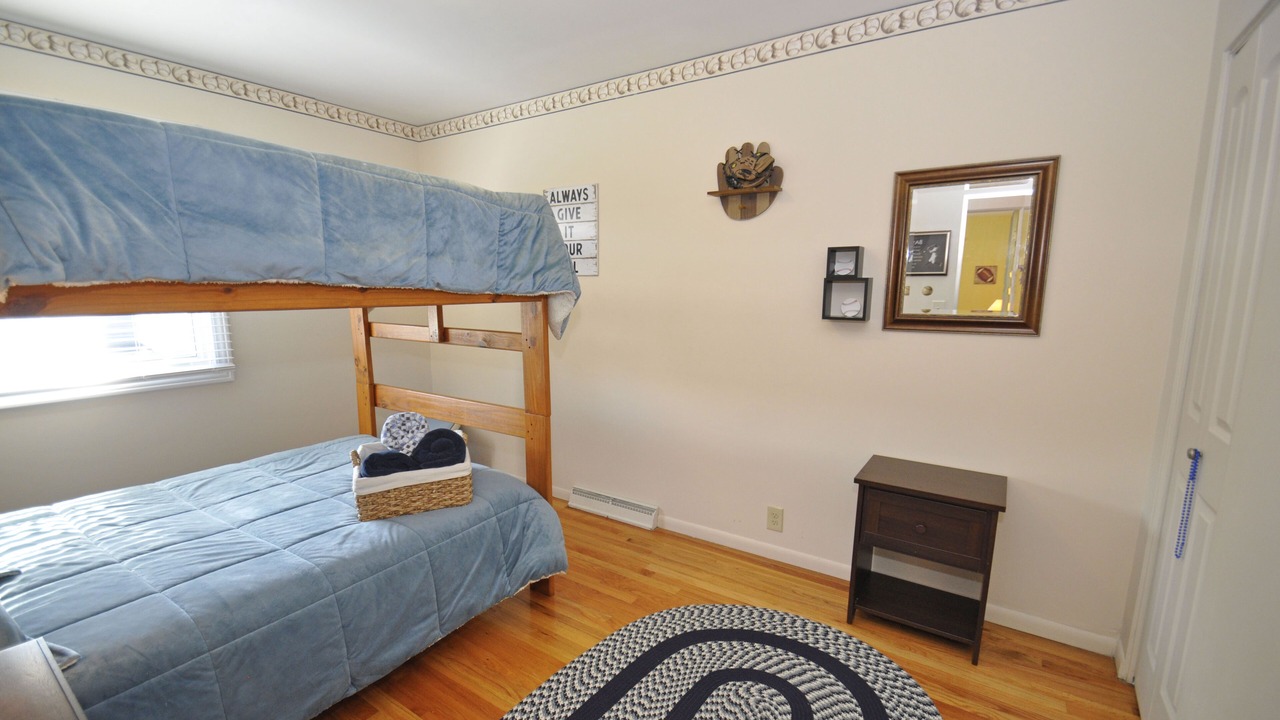 Photo of Bedroom in Wooded Estates