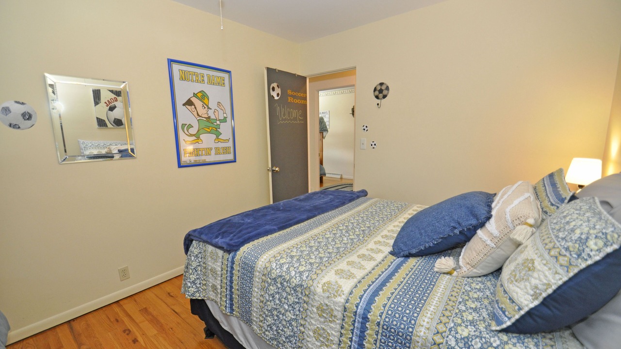 Photo of Bedroom in Wooded Estates