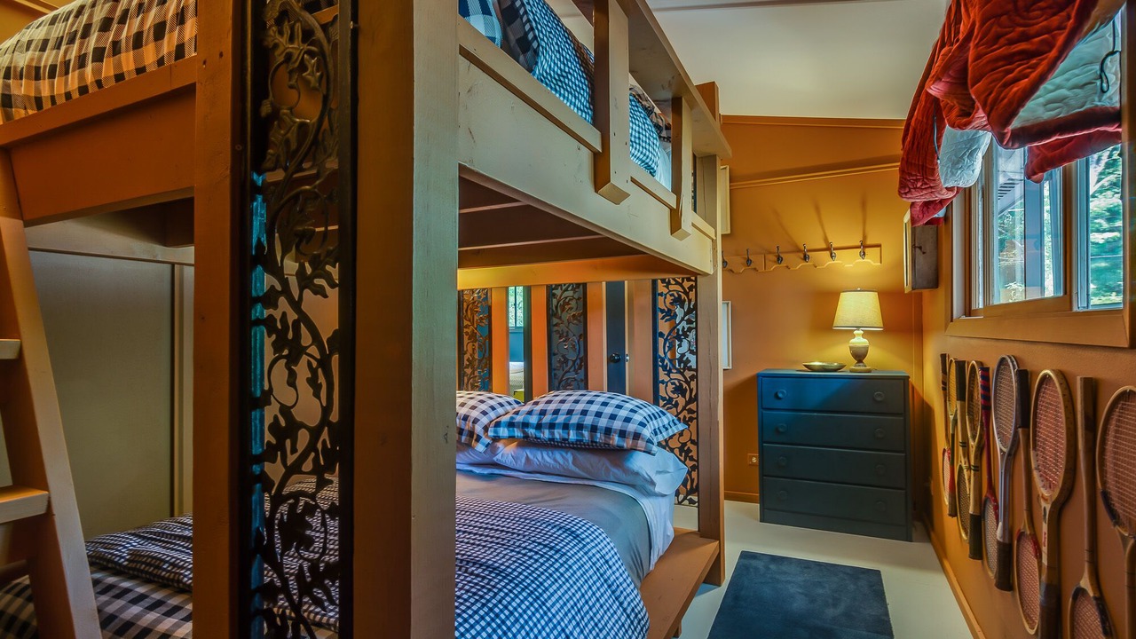 Photo of Bedroom in Shorewood-Tower Hills-Harbert