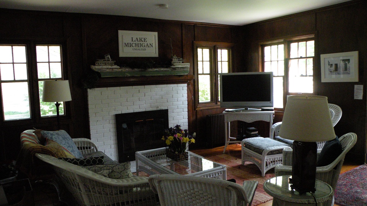 Photo of Bedroom in Saugatuck
