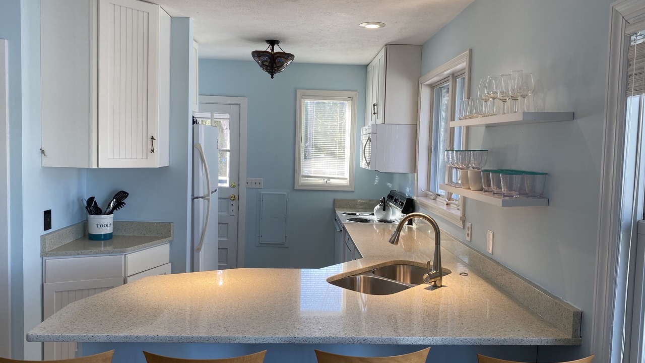 Photo of Kitchen in Gordon Beach