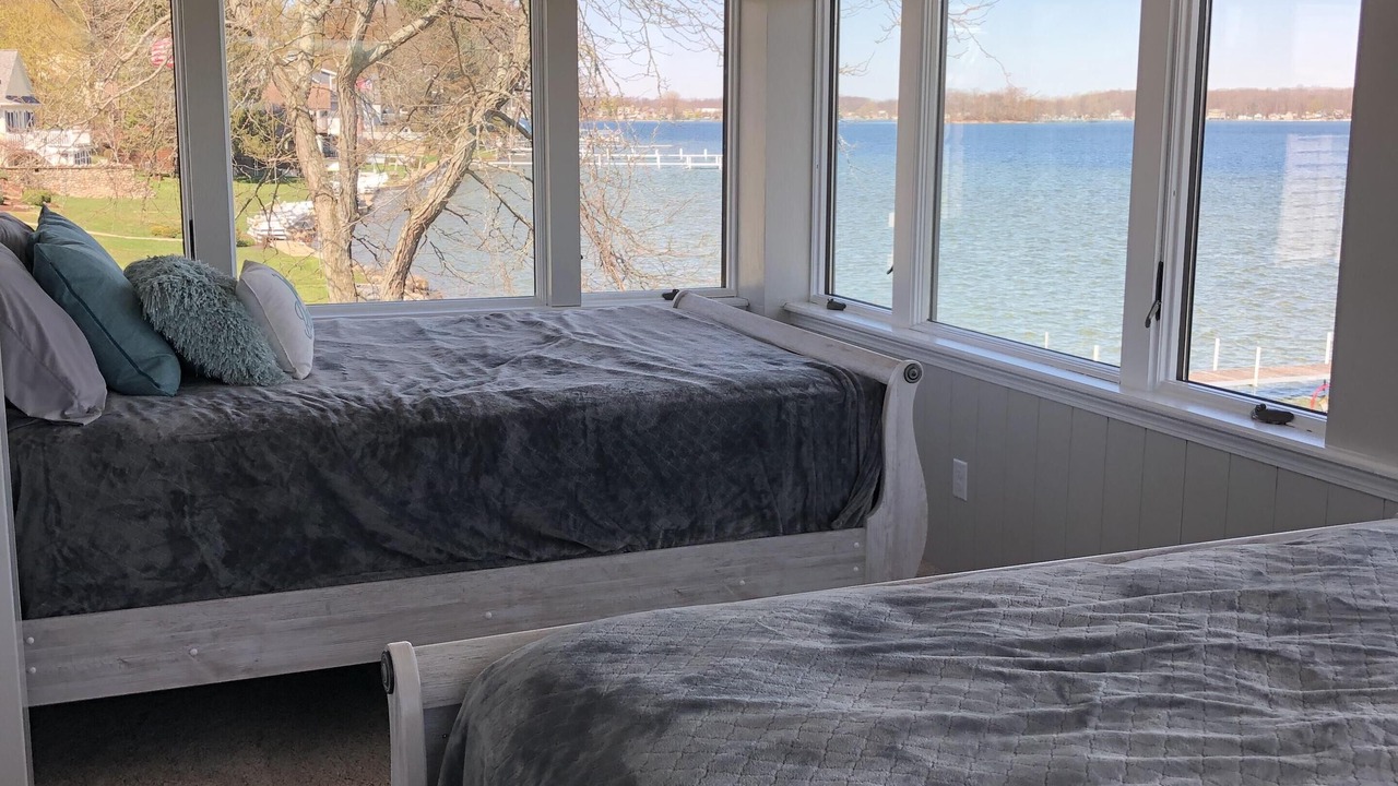 Photo of Bedroom in Clear Lake