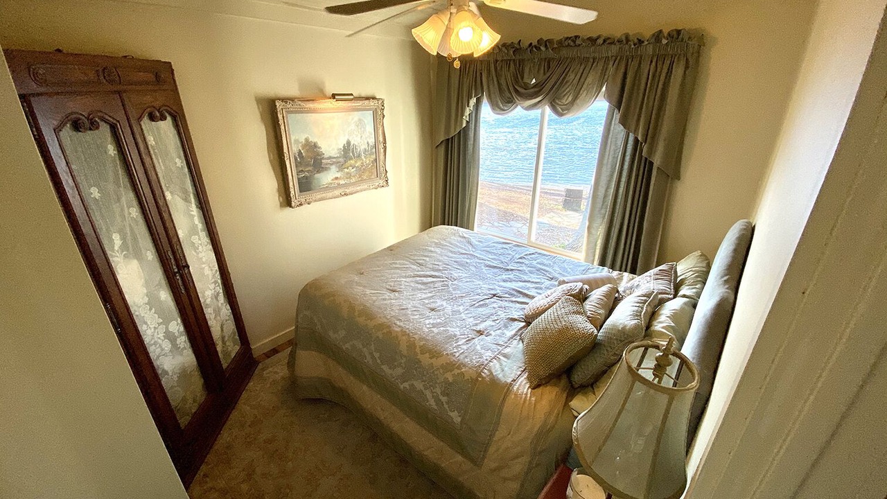 Photo of Bedroom in New Carlisle