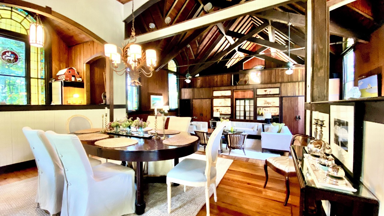 Photo of Livingroom in Lake Michigan Beach
