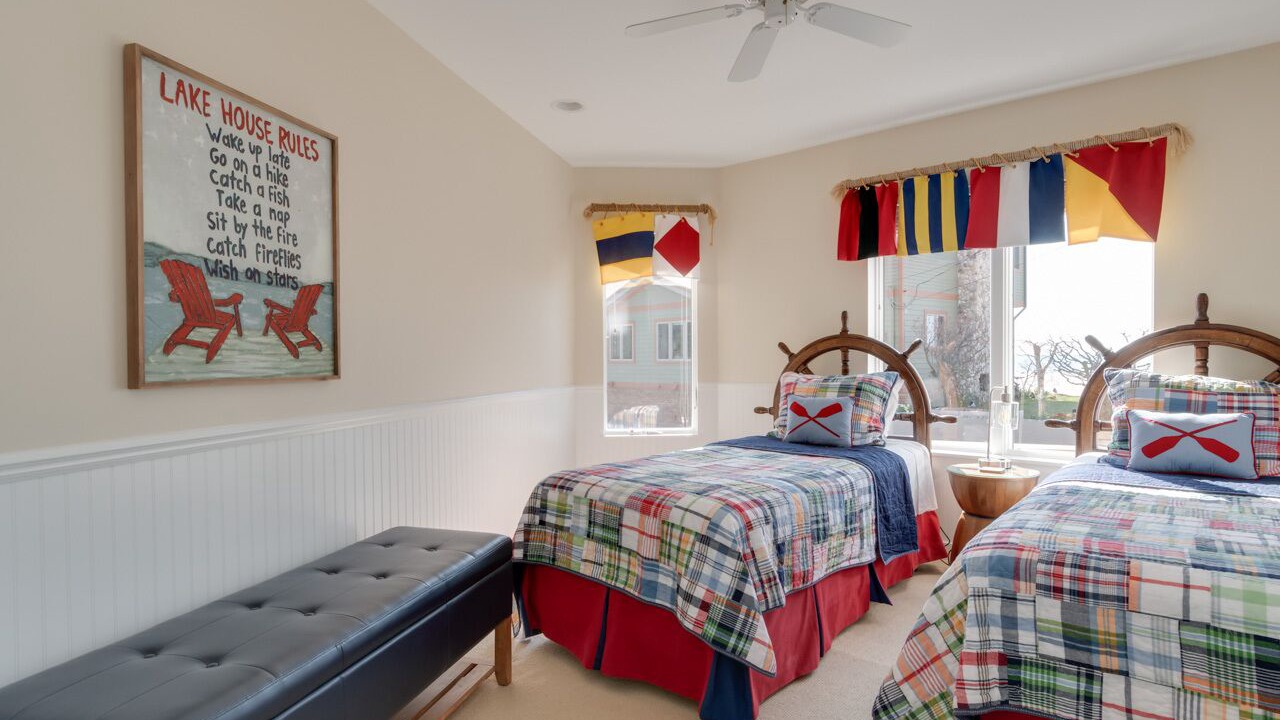 Photo of Bedroom in South Haven