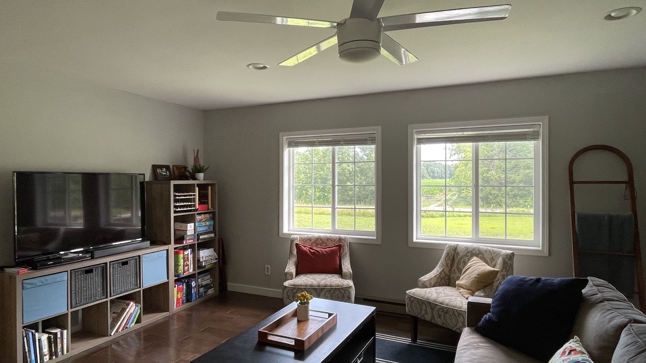 Photo of Livingroom in Three Oaks