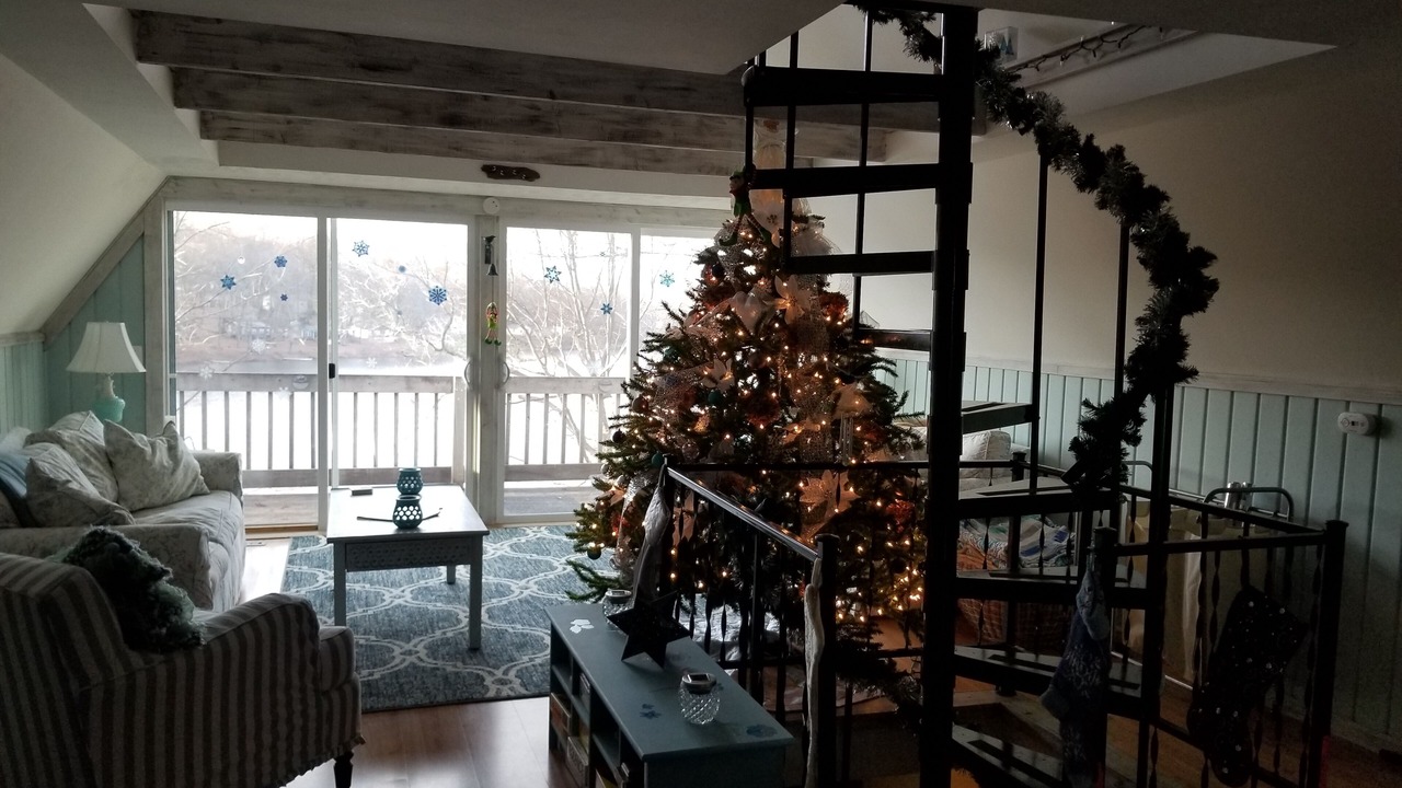 Photo of Livingroom in Delton