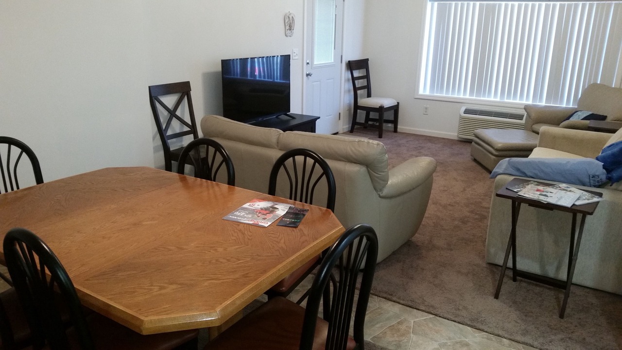 Photo of Livingroom in Norton Shores