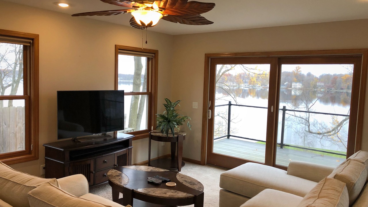 Photo of Livingroom in Paw Paw Lake