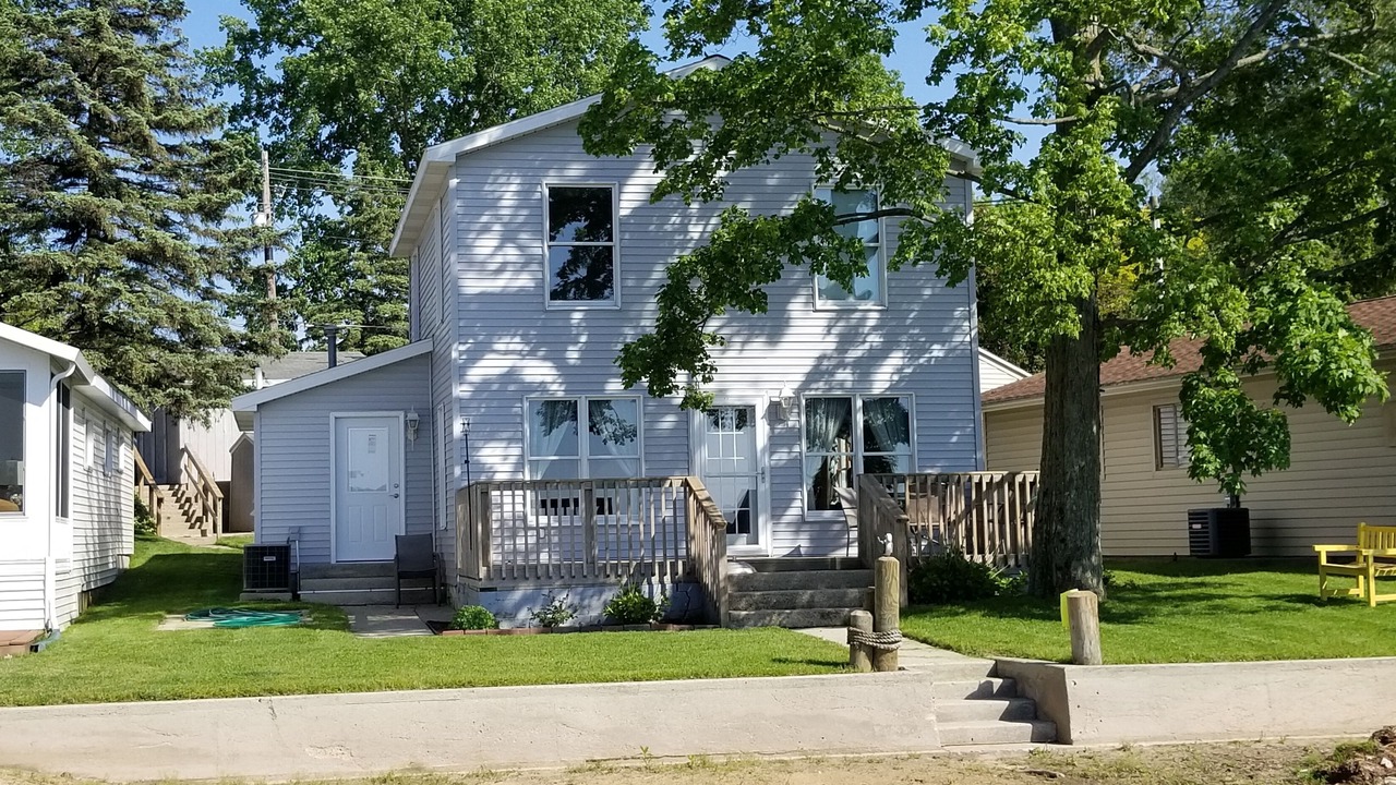 Photo of Outdoor in Paw Paw Lake