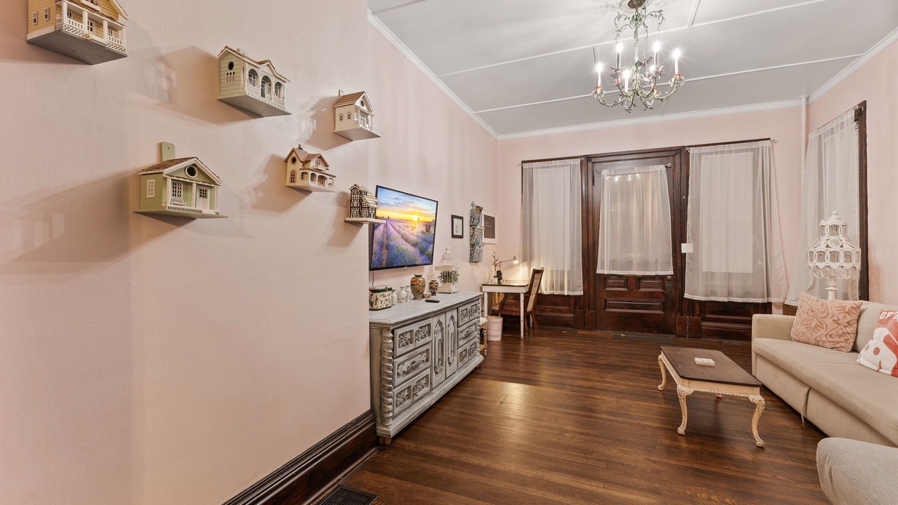 Photo of Livingroom in Anderson