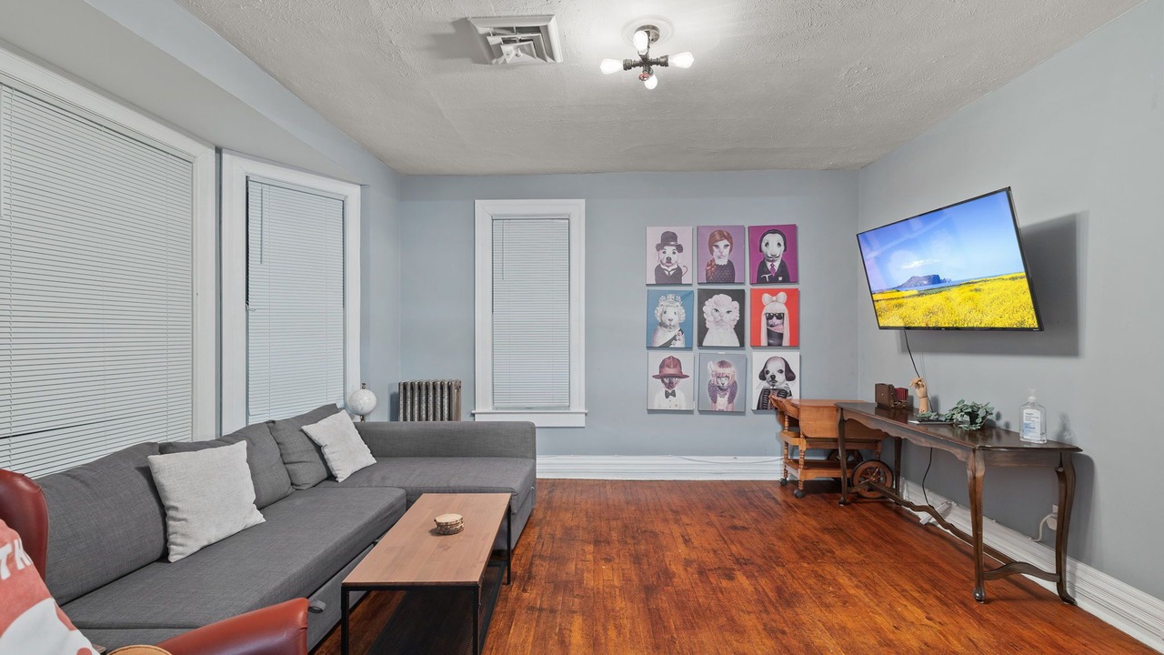 Photo of Livingroom in Anderson
