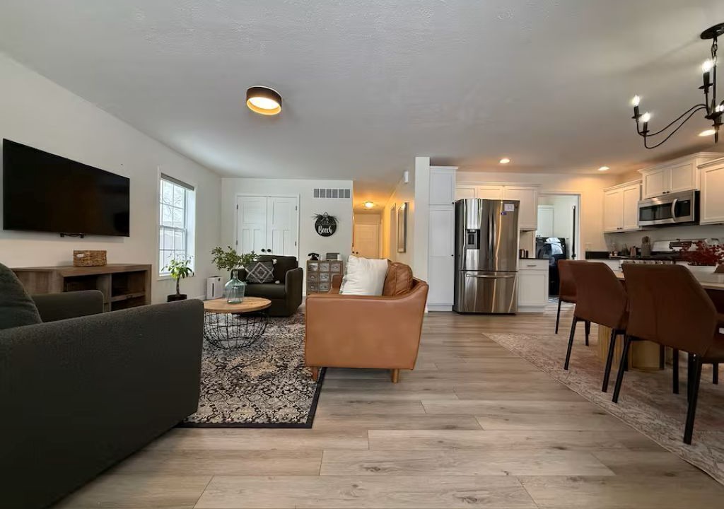 Photo of Livingroom in Three Oaks