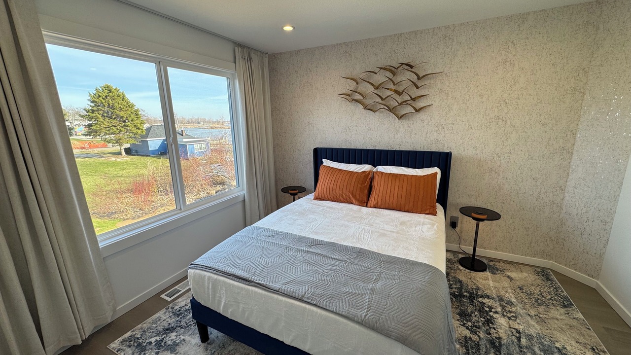 Photo of Bedroom in Spring Lake