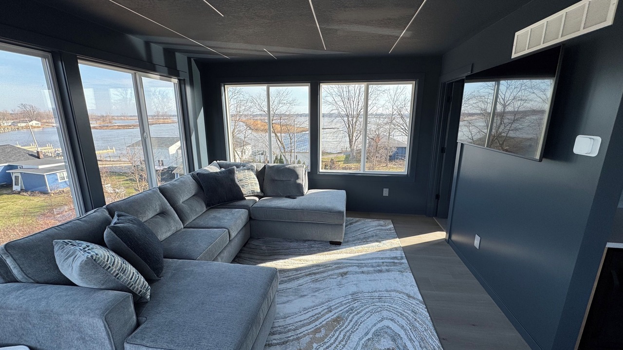 Photo of Livingroom in Spring Lake