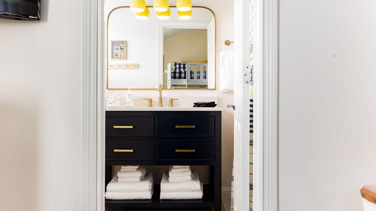 Photo of Bathroom in Roseland