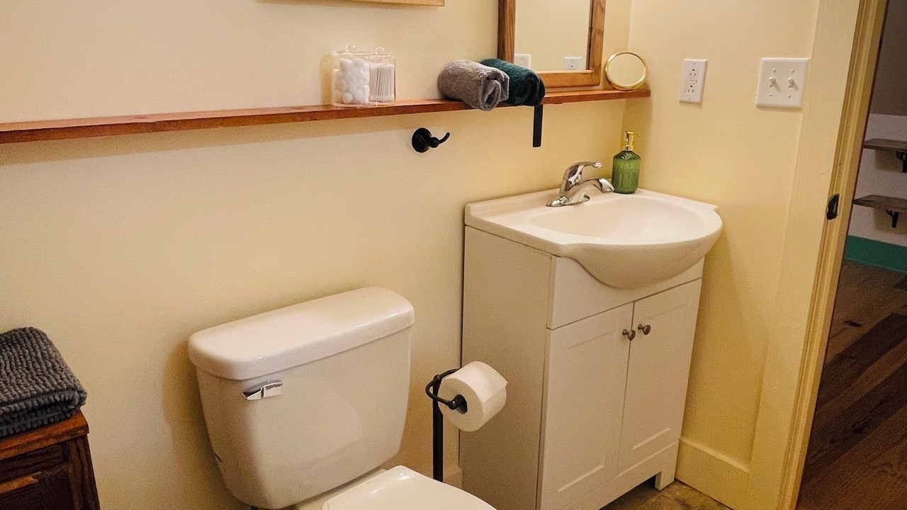 Photo of Bathroom in Near Eastside