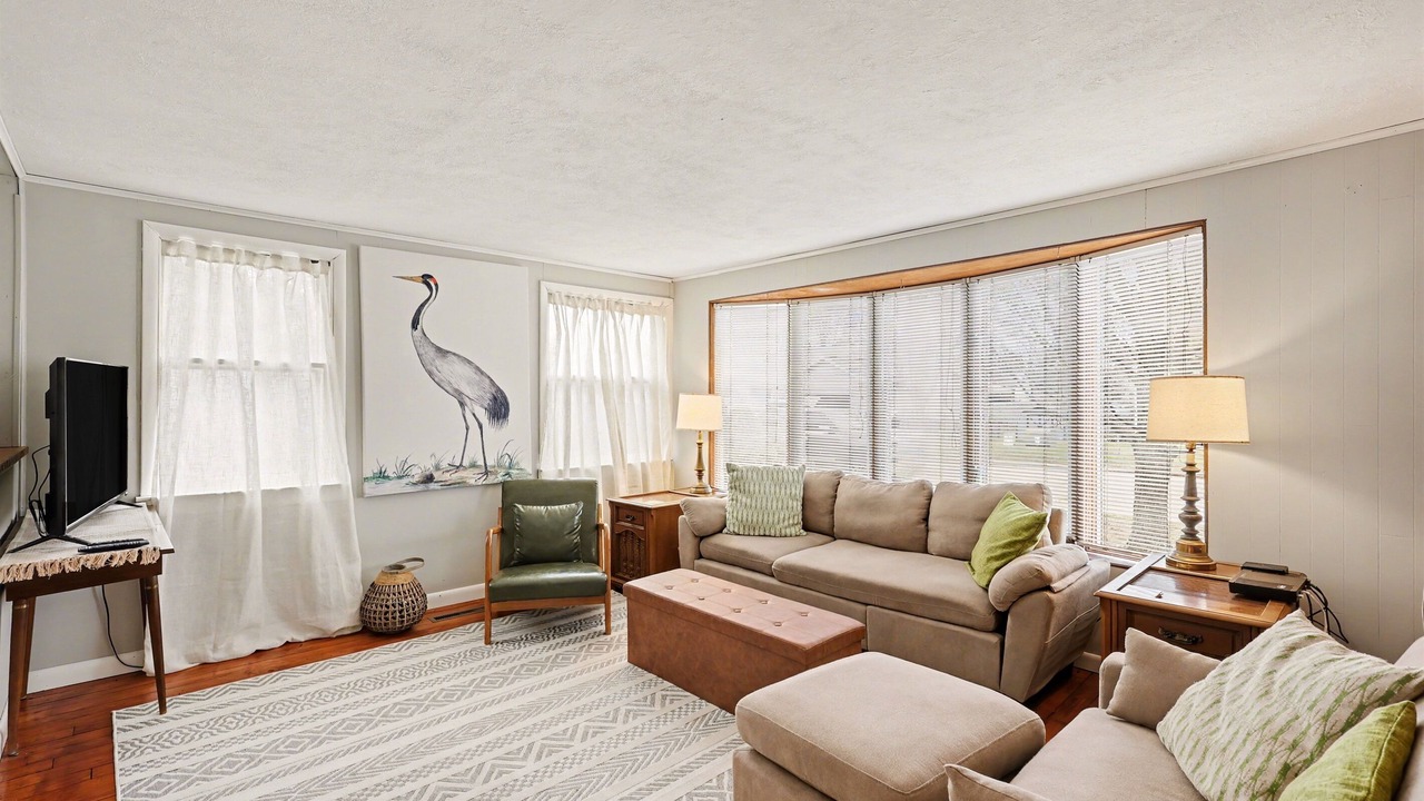 Photo of Livingroom in Lakeside