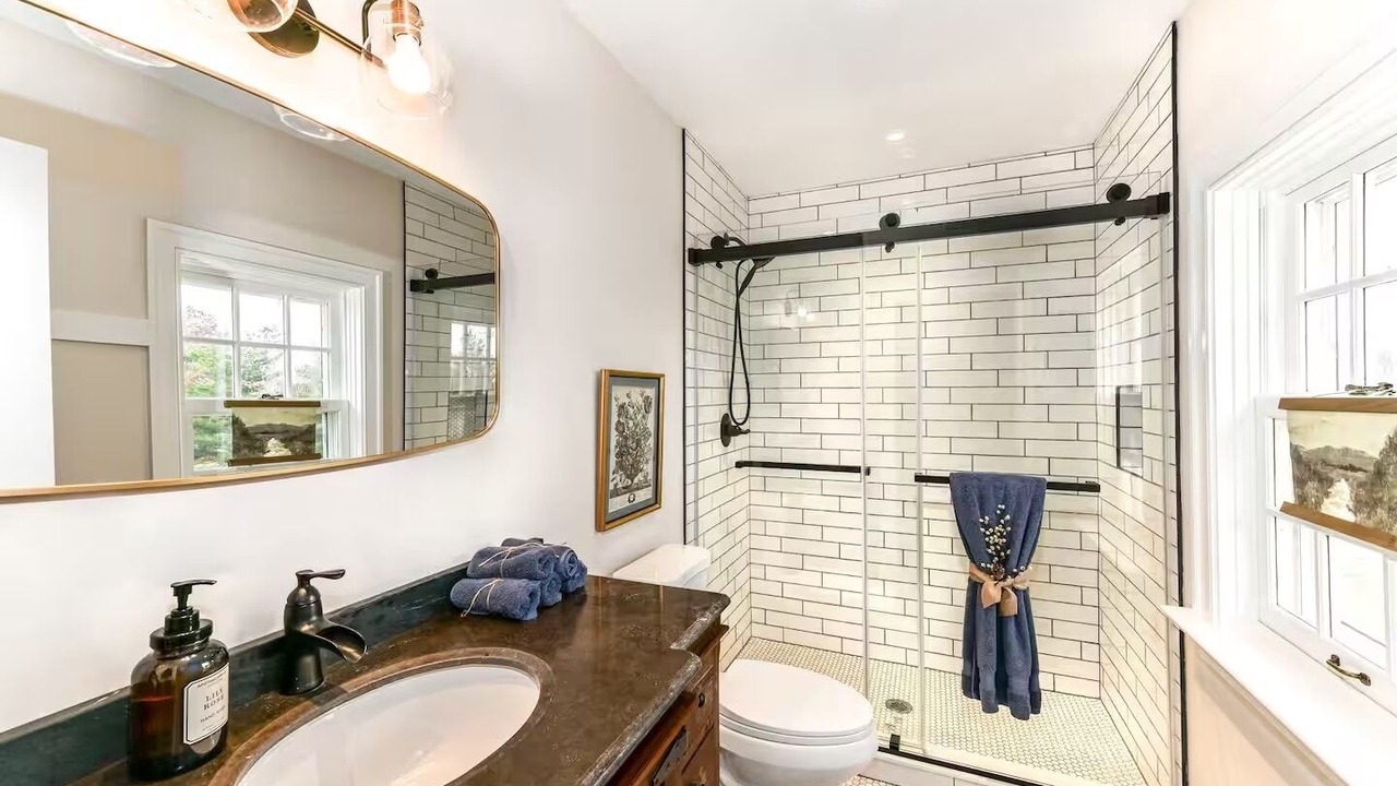 Photo of Bathroom in Sheridan