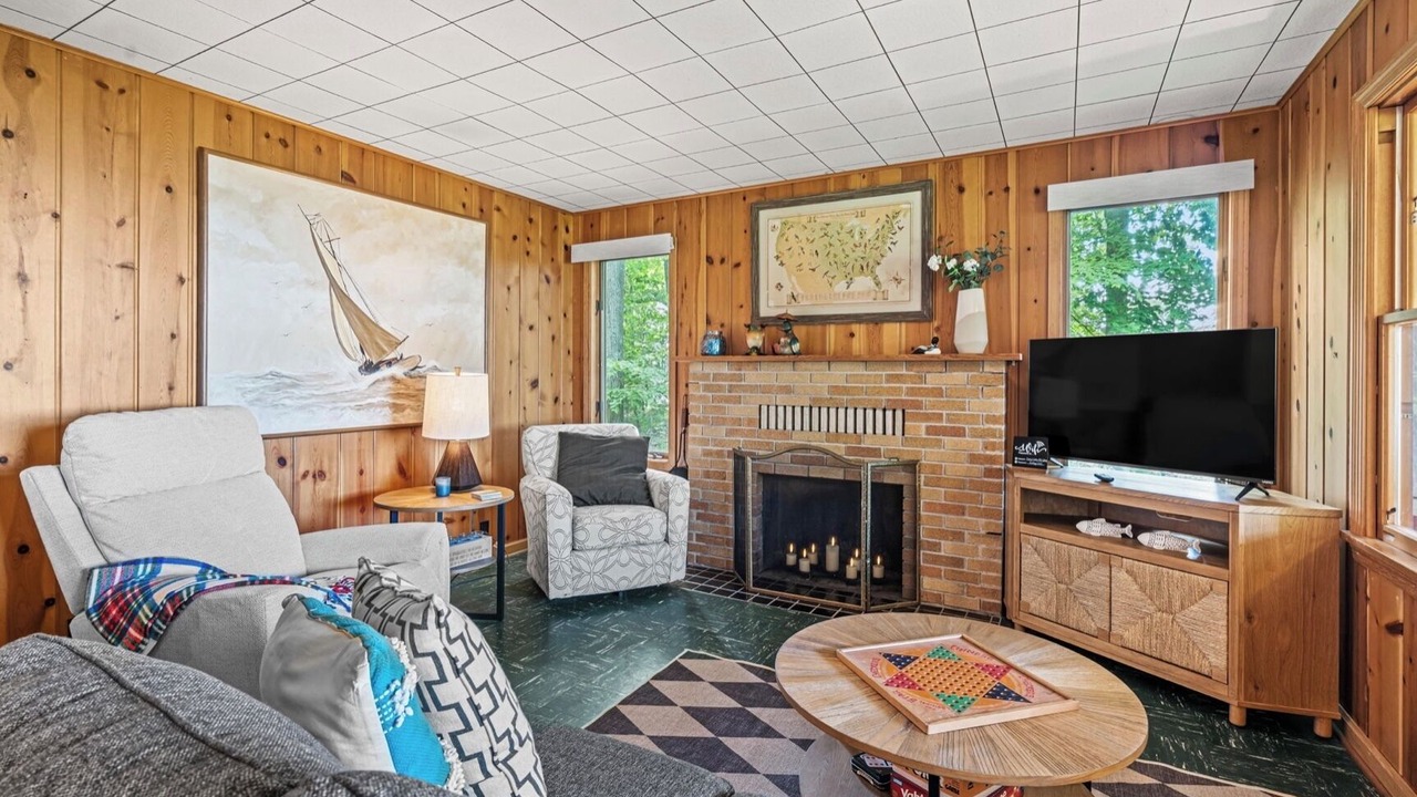 Photo of Livingroom in Muskegon