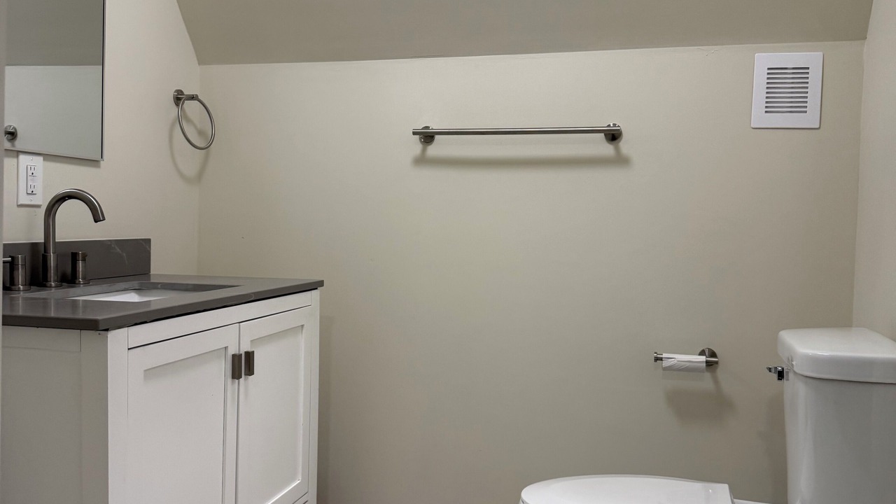 Photo of Bathroom in Hillsdale