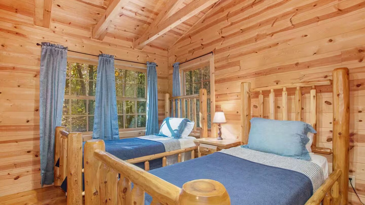 Photo of Bedroom in Saugatuck