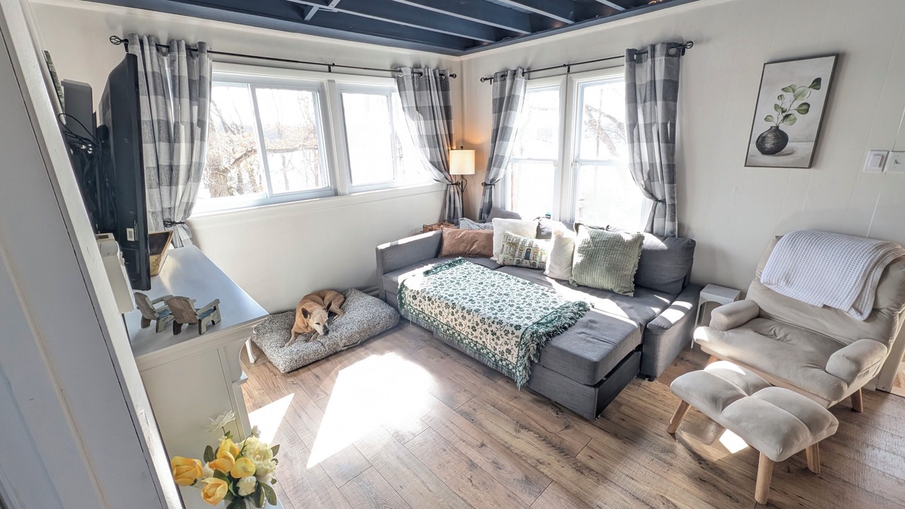 Photo of Livingroom in South Bend