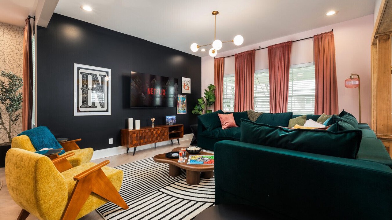 Photo of Livingroom in Fountain Square