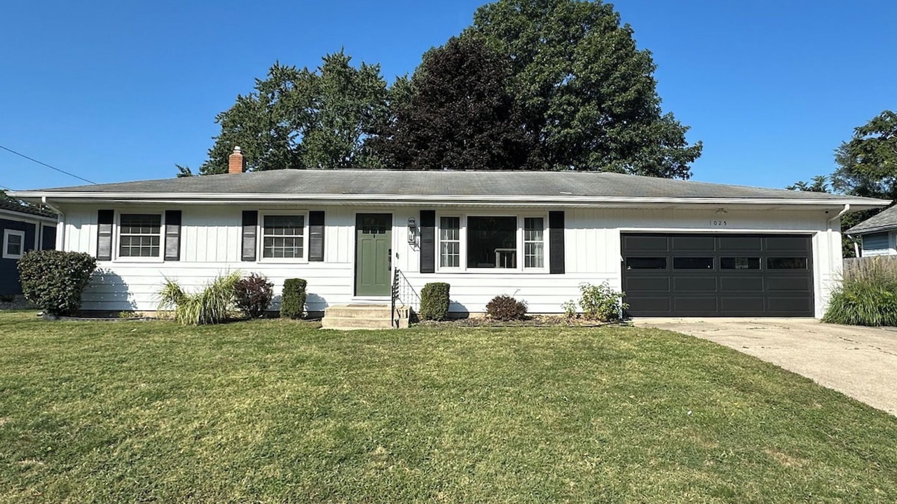Photo of Outdoor in Wooded Estates