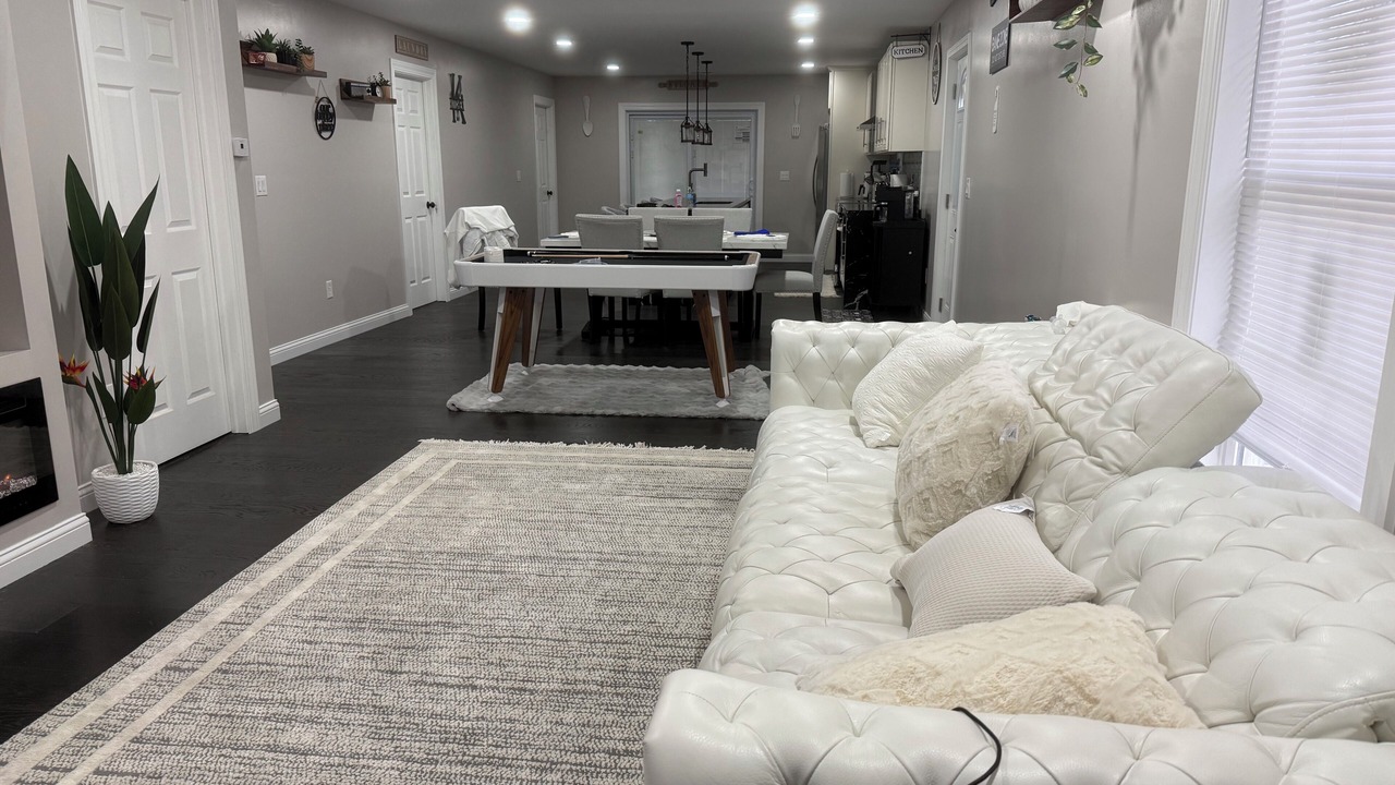 Photo of Livingroom in Martindale-Brightwood