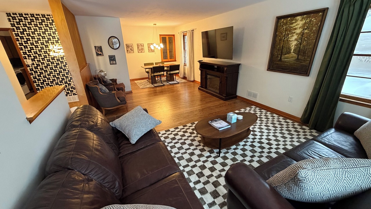 Photo of Livingroom in Highland