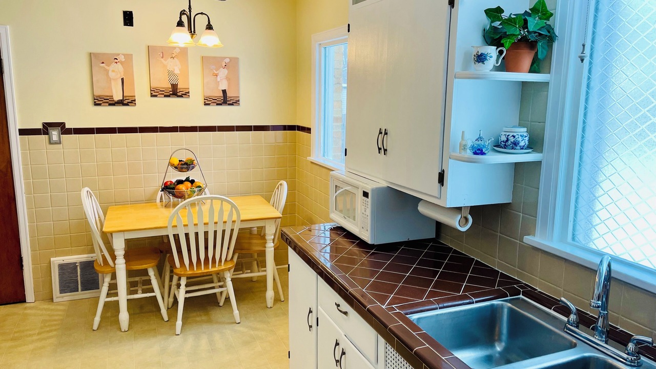 Photo of Kitchen in Roseland